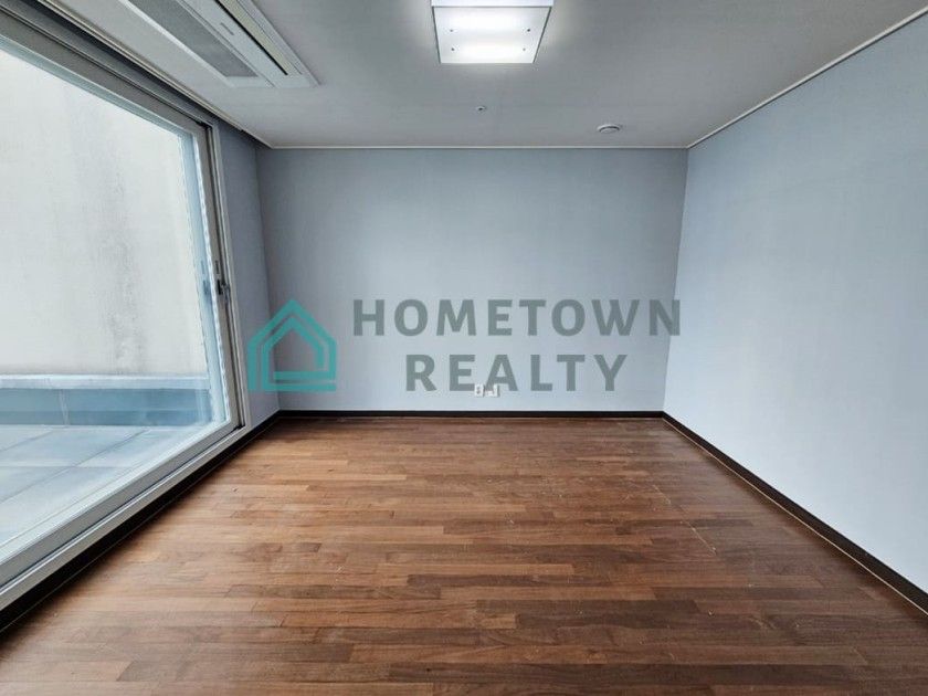 HomeTown Realty - 11377 - KoreaAgain (6)