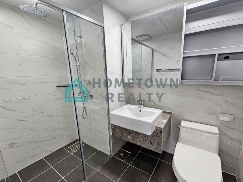 HomeTown Realty - 11468 - KoreaAgain (2)