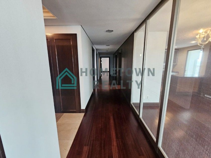 HomeTown Realty - 11470 - KoreaAgain (8)