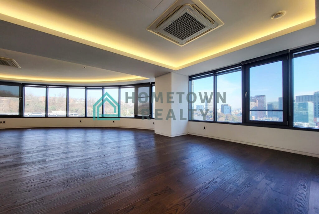 HomeTown Realty - 11461 - KoreaAgain (9)