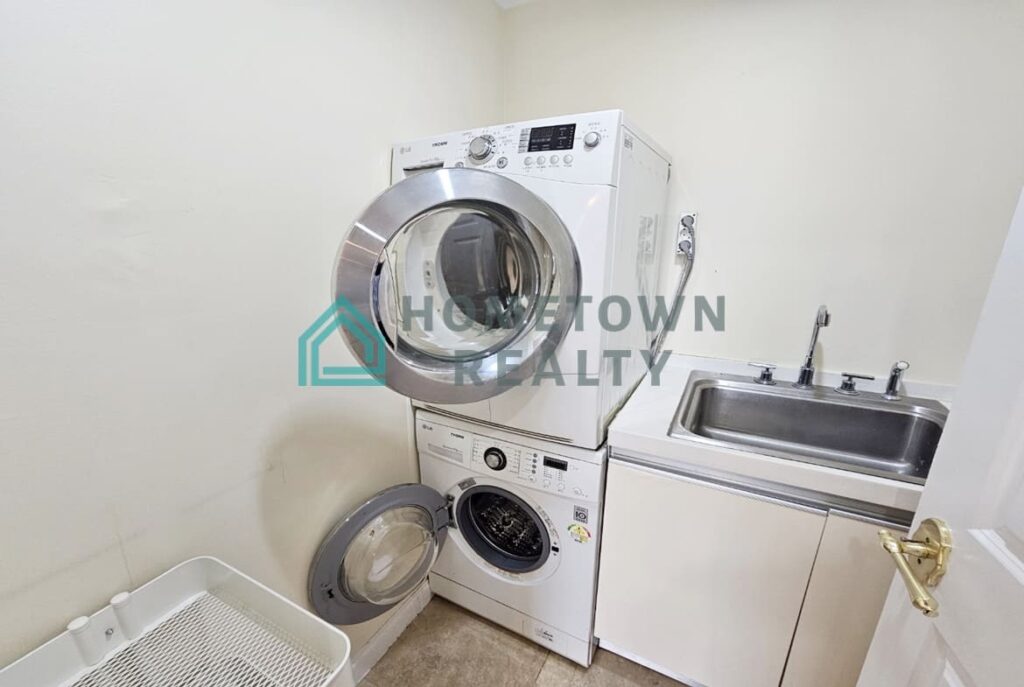 Hometown Realty - 11478 - KoreaAgain (14)