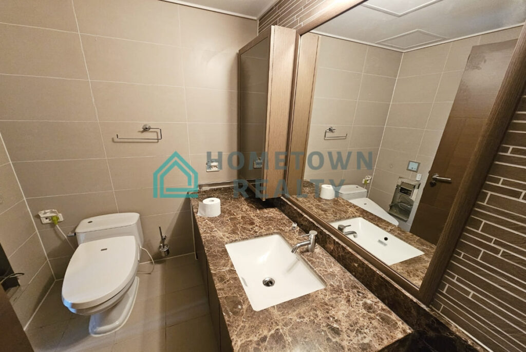 Hometown Realty - 11480 - KoreaAgain (14)