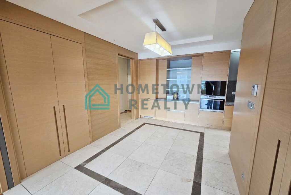 Hometown Realty - 11485 - KoreaAgain (4)