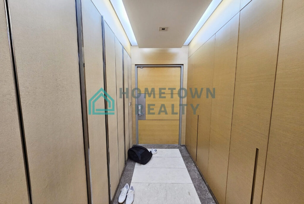 Hometown Realty - 11485 - KoreaAgain (5)